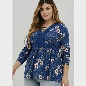 NWT Torrid Floral Blue Lace-Up Soft Plus Size Babydoll Blouse